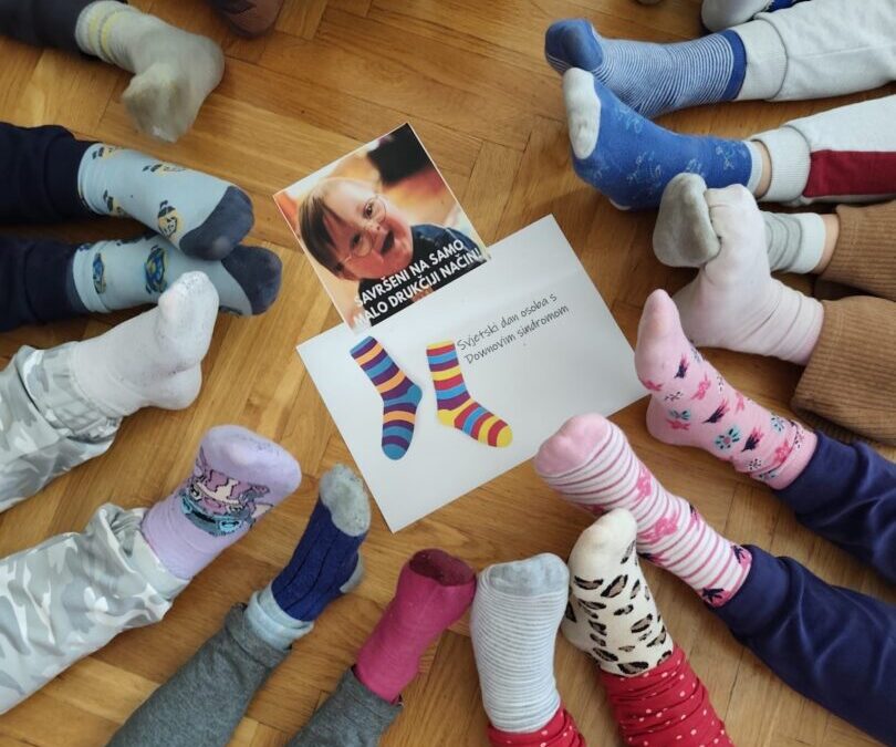 Dan osoba s Downovim sindromom / Dan šarenih čarapa